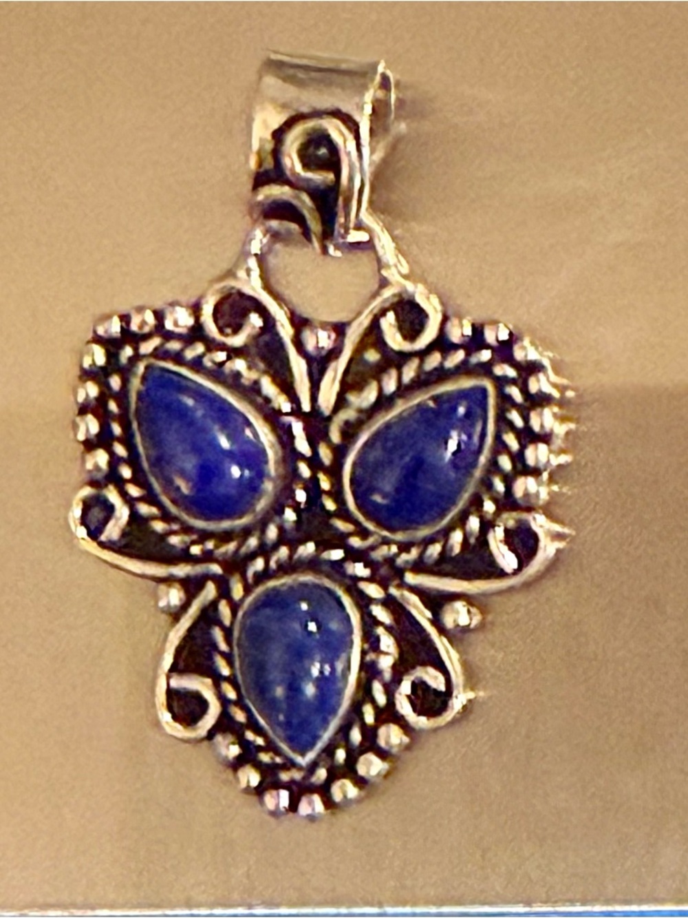 Vintage Sterling Silver Lapis Lazuli Native American Style Clover Leaf Pendant